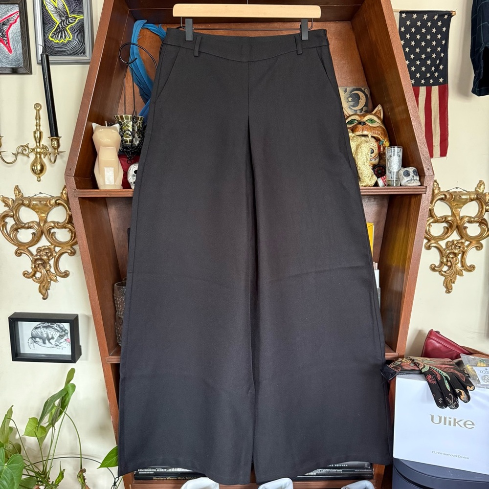 Commense - Black Wide Leg Pants - Women’s Large
